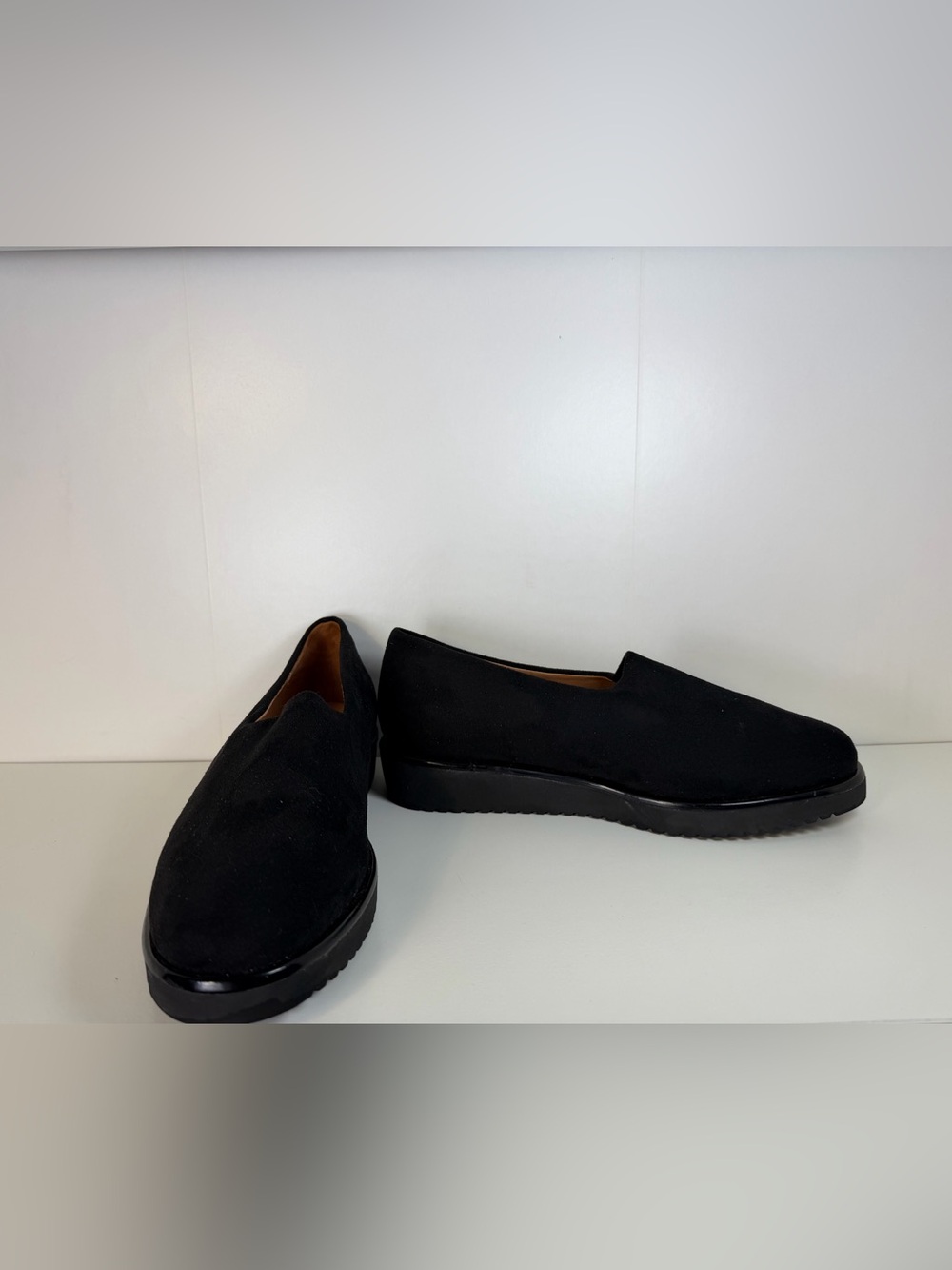 L’Amour Des Pieds Women’s Black Slip-On Loafers with Cushioned Platform